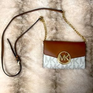 Michael Kors cross body